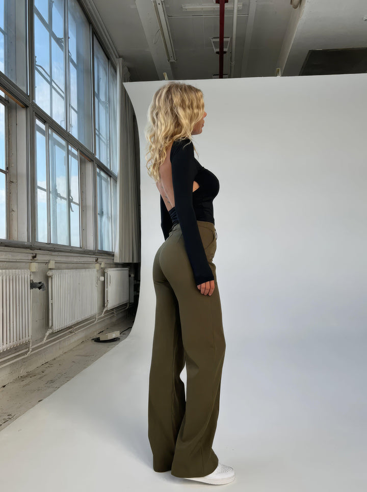 Sophia™ | Ausgestellte Hose mit hoher Taille