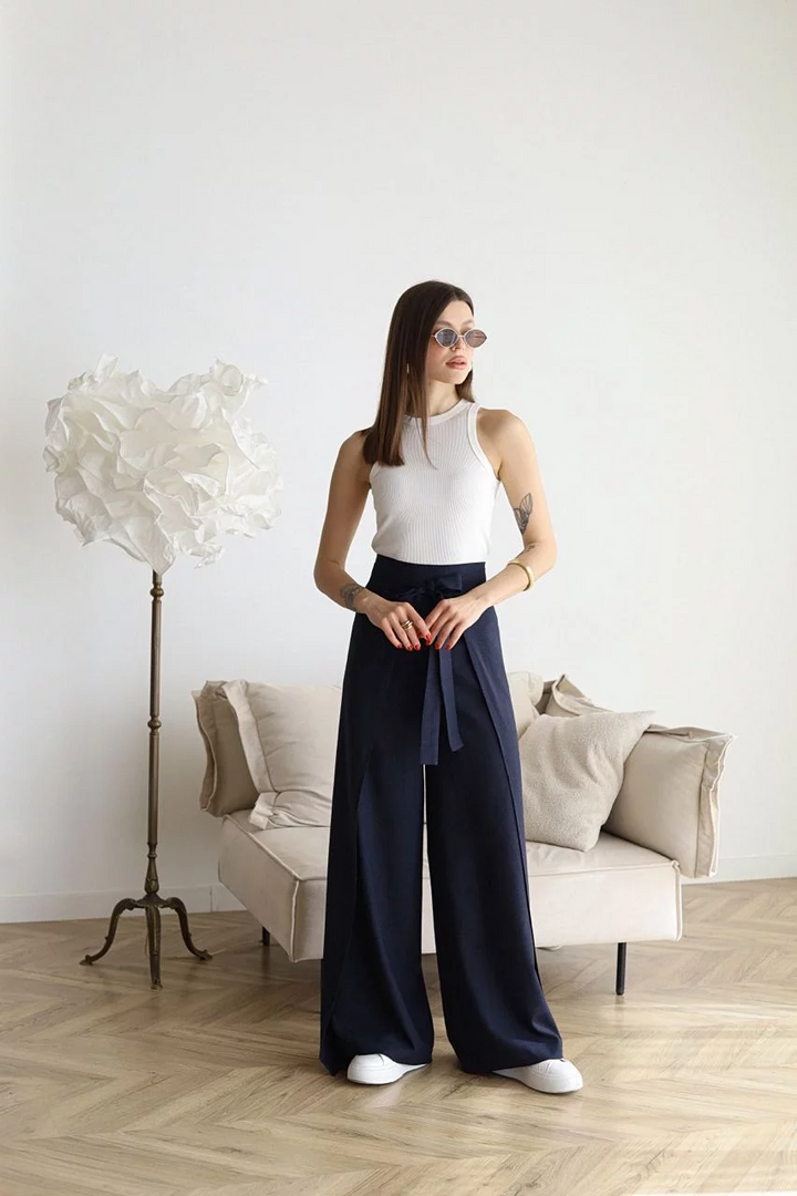 Heidemarie – Weit geschnittene Leinenhose mit Wickeloptik