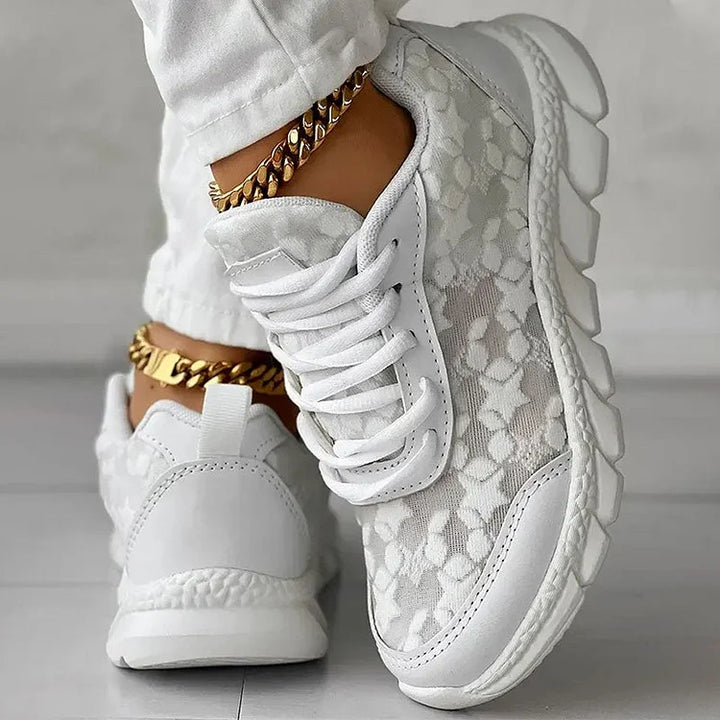 SpitzenSchritt | Atmungsaktive Spitzen-Sneaker für Damen