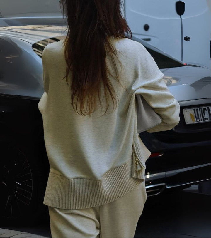 Saskia – Elegantes Zweiteiler-Set mit hohem Kragen