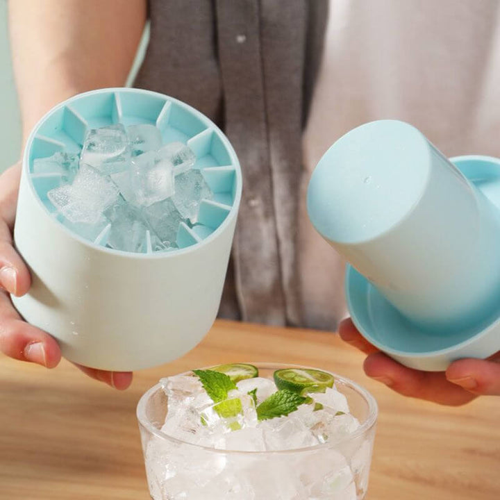 1+1 GRATIS | FrozenIce - Tragbarer Silikoneiswürfelbereiter mit Deckel