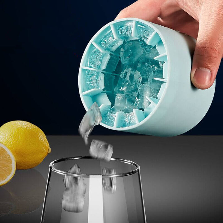 1+1 GRATIS | FrozenIce - Tragbarer Silikoneiswürfelbereiter mit Deckel