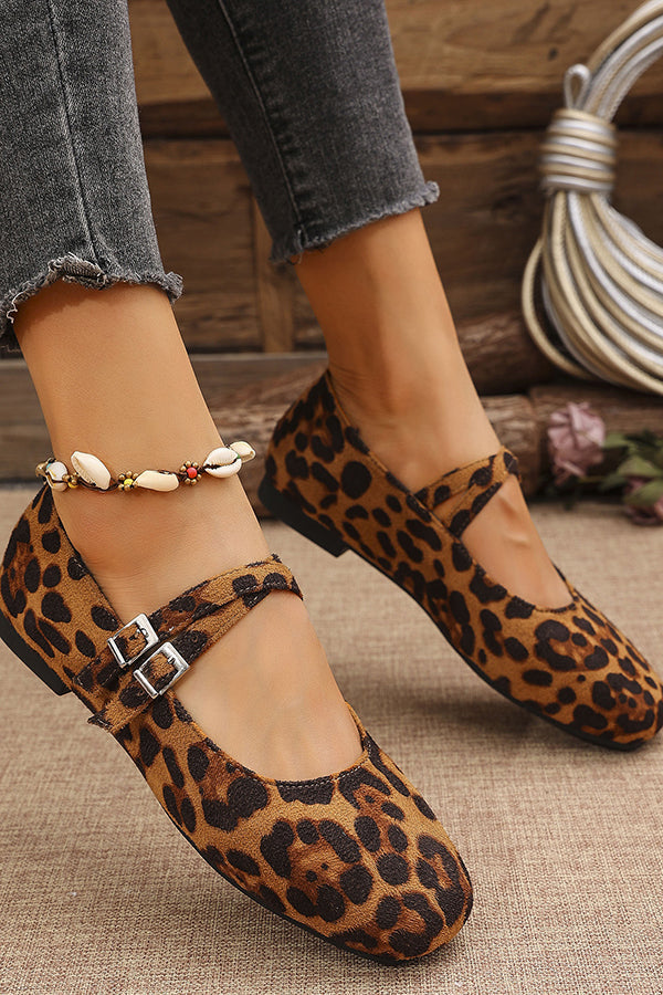 Spitze Wildleder-Schnürschuhe