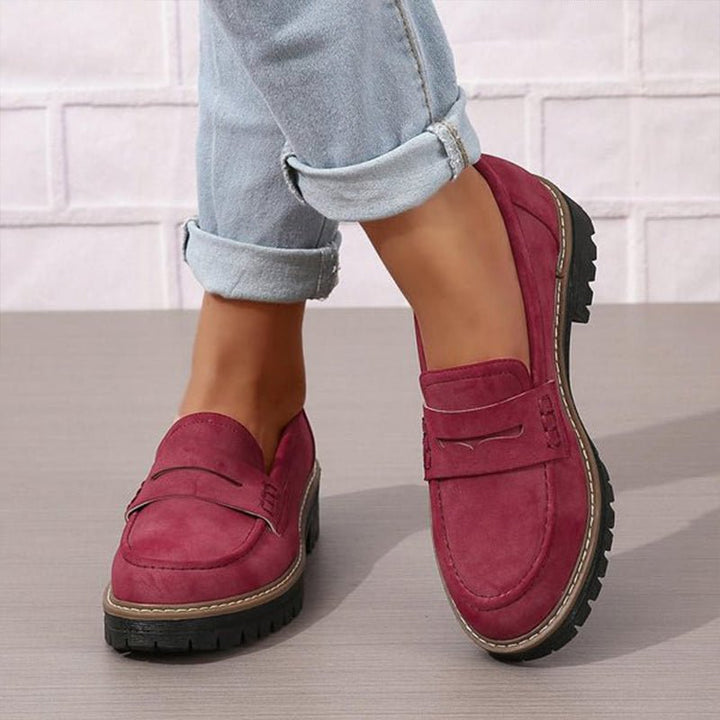Cassandra – Stilvolle Wildleder Slip-On Schuhe