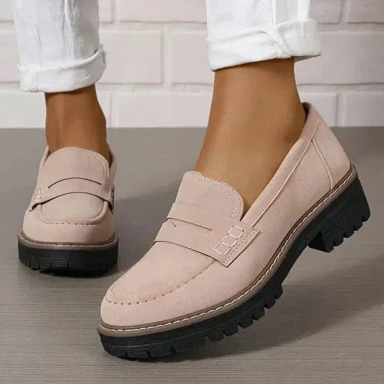 Cassandra – Stilvolle Wildleder Slip-On Schuhe