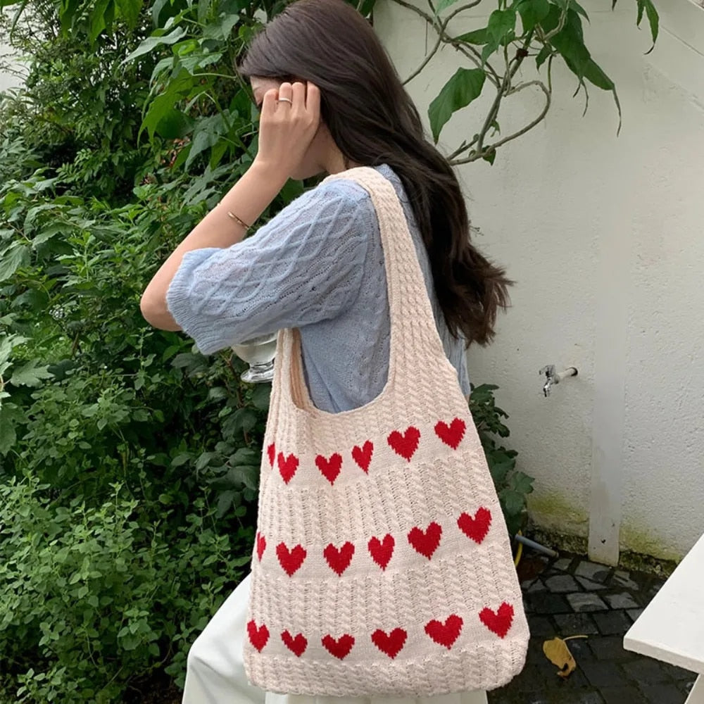 Heartstring Bag | Werten Sie Ihren Look mit dieser modischen, handgefertigten Tragetasche auf!