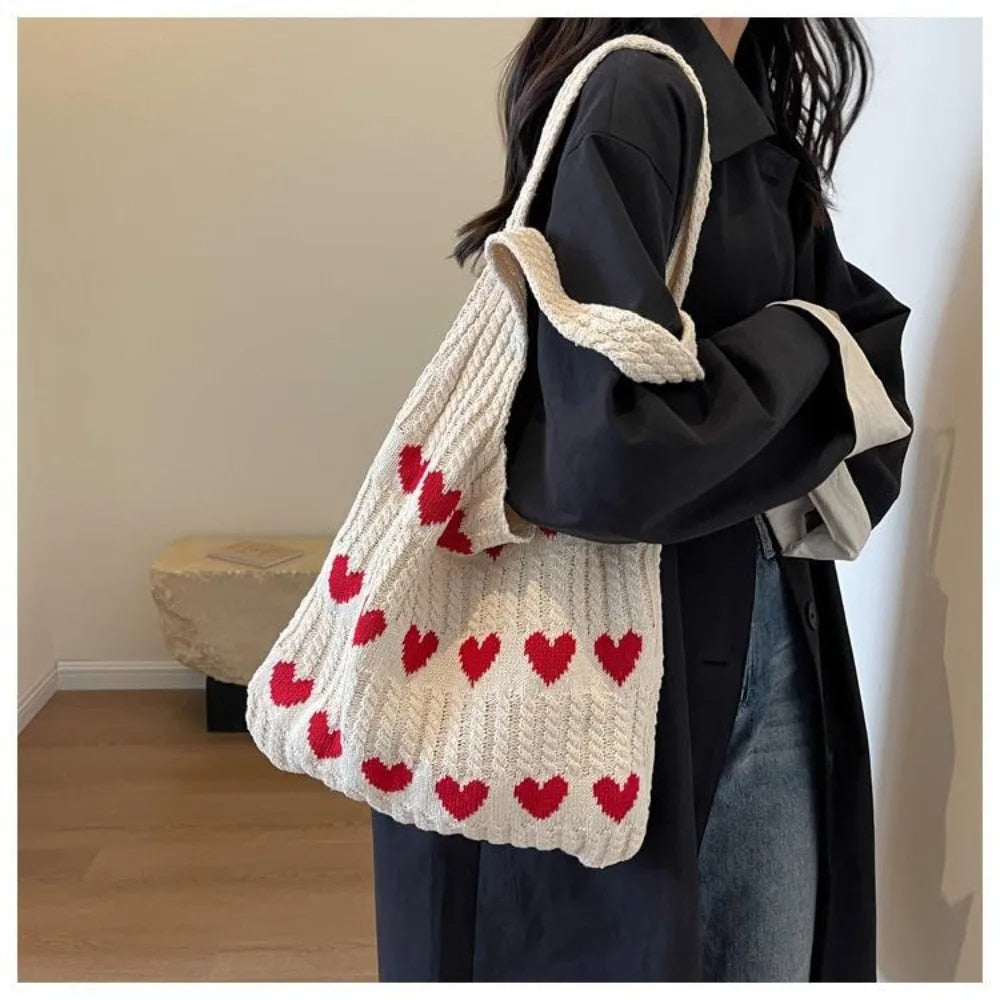 Heartstring Bag | Werten Sie Ihren Look mit dieser modischen, handgefertigten Tragetasche auf!