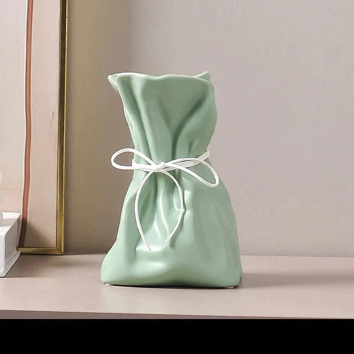 Crisp Vase™ | Von recycelter Inspiration zu zeitloser Raffinesse!