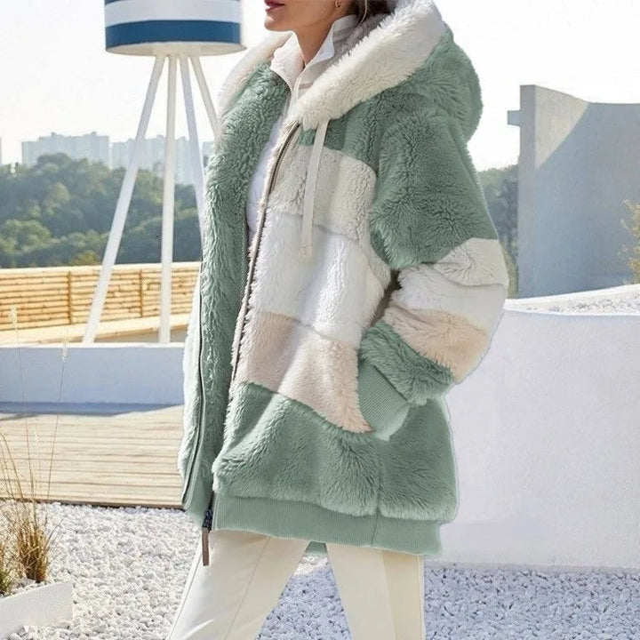 Andrea | Winterjacke mit Kapuze und Reißverschluss