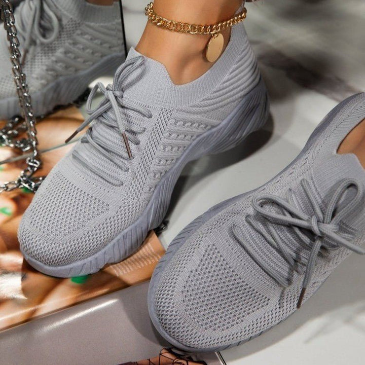 Solina - Superleichte Sneakers mit rutschfester Sohle und atmungsaktivem Design