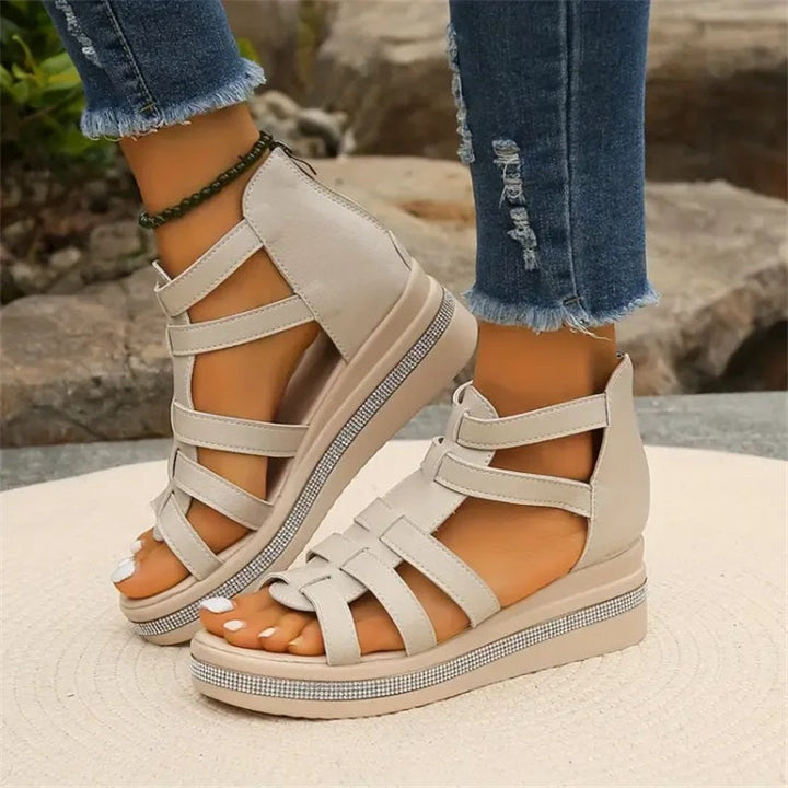 Queena - Strass Keil Sandalen