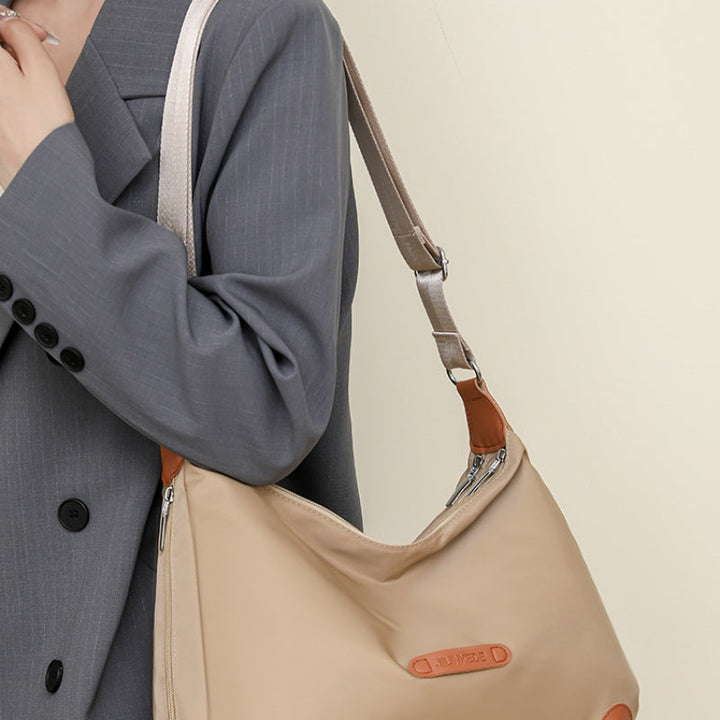 UrbanEase Damen Crossbody Bag – Modisch, Lässig & Superleicht für jeden Tag